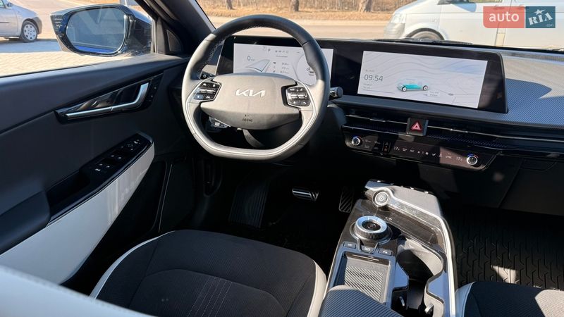 Внедорожник / Кроссовер Kia EV6 2024 в Ровно