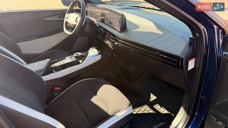 Внедорожник / Кроссовер Kia EV6 2024 в Ровно
