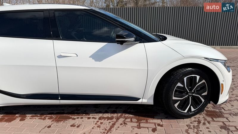 Внедорожник / Кроссовер Kia EV6 2022 в Сарнах