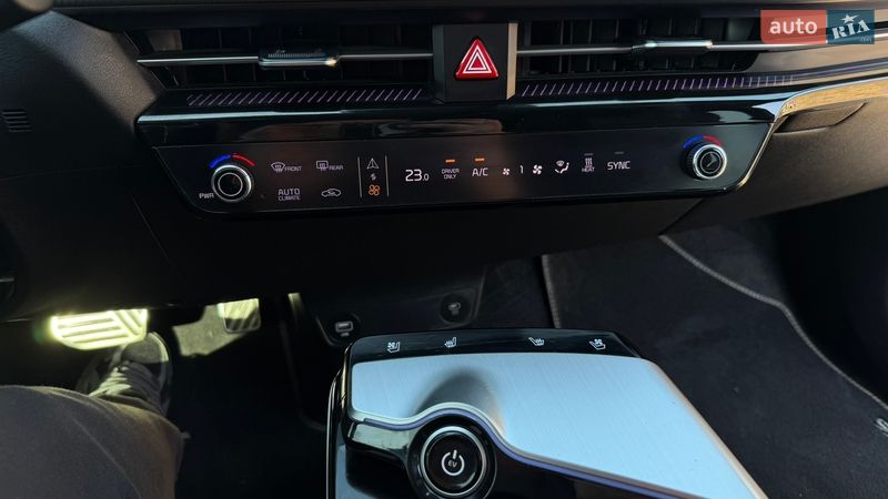 Внедорожник / Кроссовер Kia EV6 2022 в Сарнах