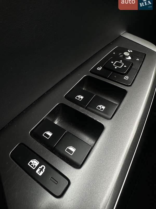 Позашляховик / Кросовер Kia EV6 2024 в Білогородці