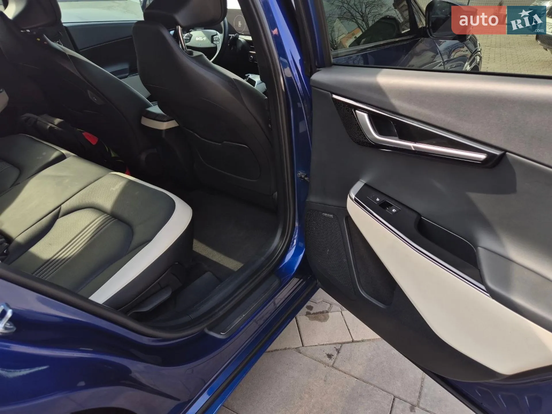 2022 Kia EV6 - мініатюра 11