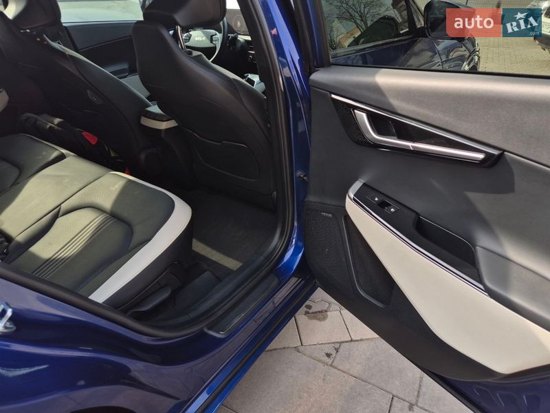 Внедорожник / Кроссовер Kia EV6 2022 в Ивано-Франковске фото 11 Внедорожник / Кроссовер Kia EV6 2022 в Ивано-Франковске