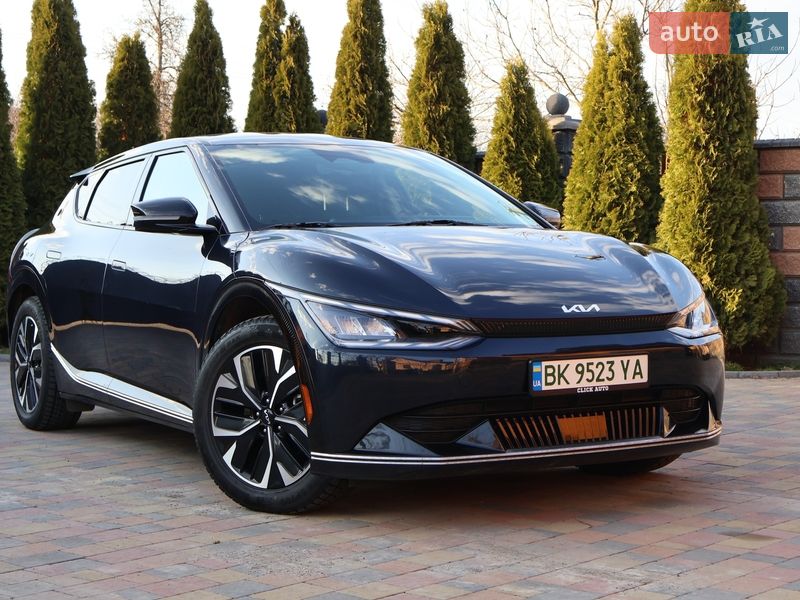 Позашляховик / Кросовер Kia EV6 2023 в Рівному