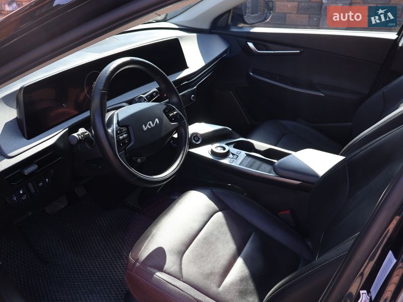 Позашляховик / Кросовер Kia EV6 2023 в Рівному