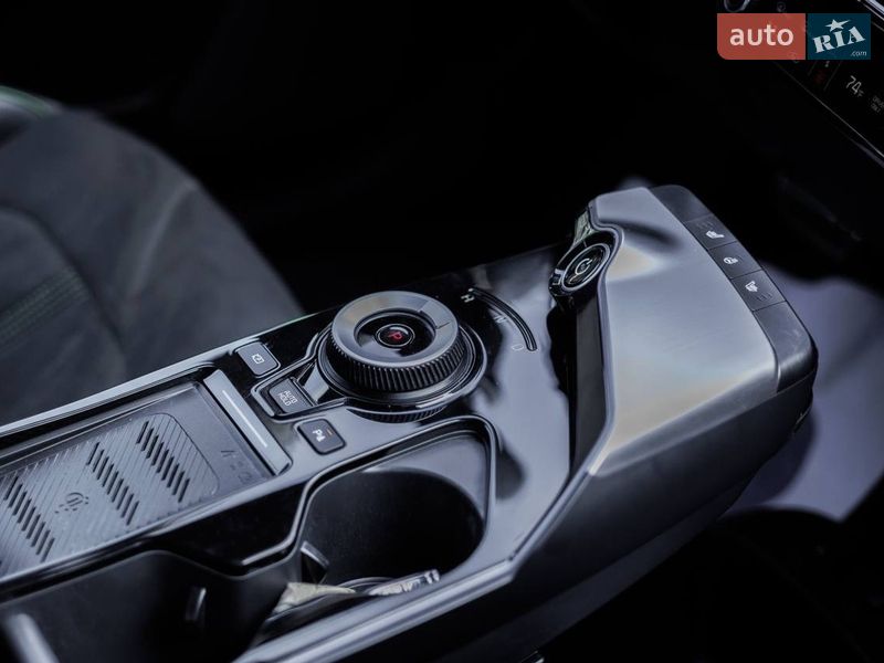 Внедорожник / Кроссовер Kia EV6 2024 в Снятине