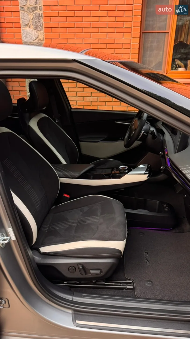 2023 Kia EV6 - мініатюра 25