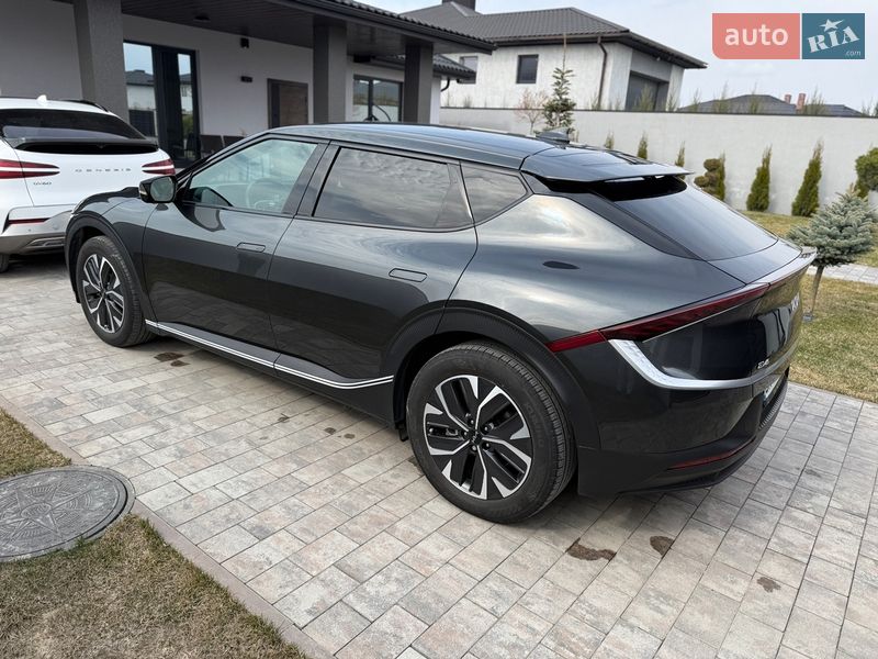 Внедорожник / Кроссовер Kia EV6 2023 в Ровно