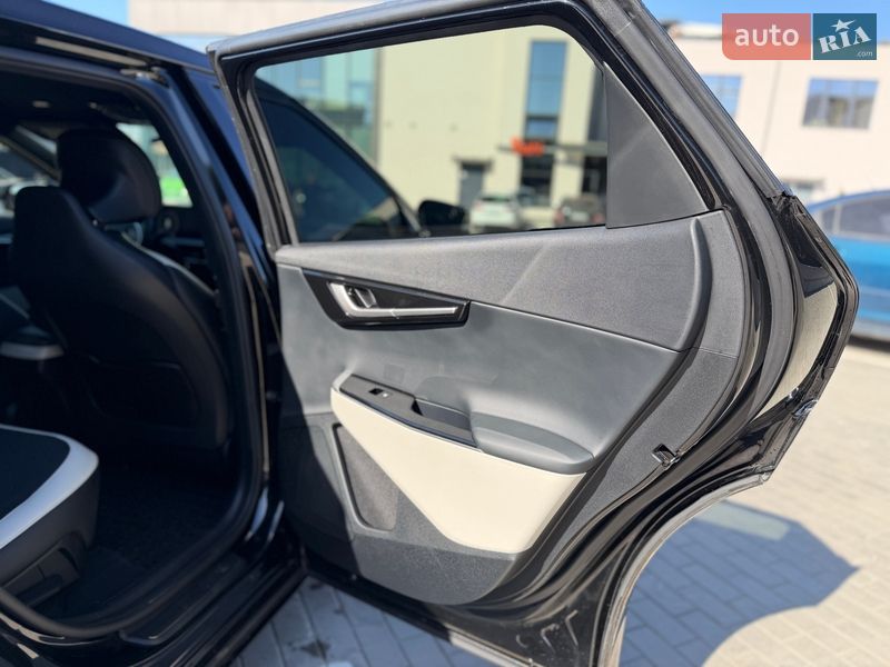 Внедорожник / Кроссовер Kia EV6 2024 в Ровно