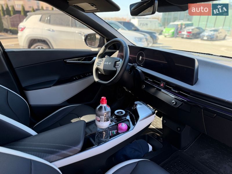 Внедорожник / Кроссовер Kia EV6 2024 в Ровно