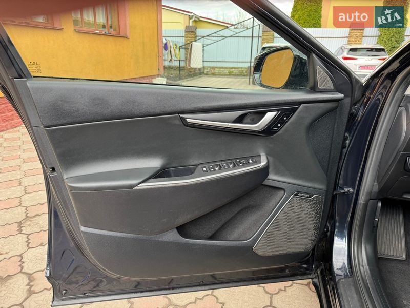 Внедорожник / Кроссовер Kia EV6 2023 в Ровно фото 12 Внедорожник / Кроссовер Kia EV6 2023 в Ровно