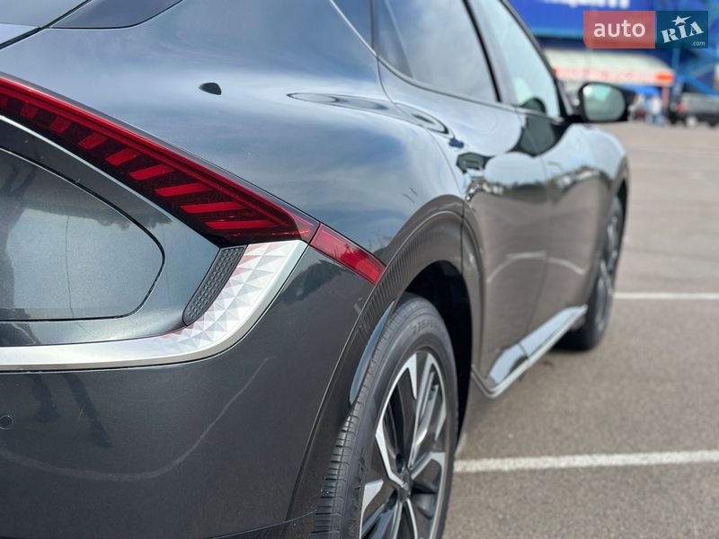 Позашляховик / Кросовер Kia EV6 2023 в Рівному