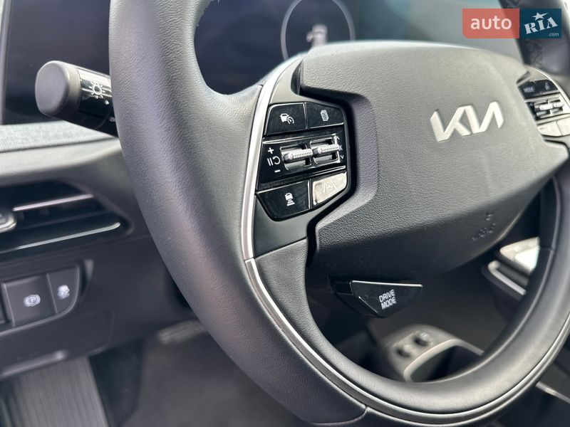 Позашляховик / Кросовер Kia EV6 2023 в Рівному