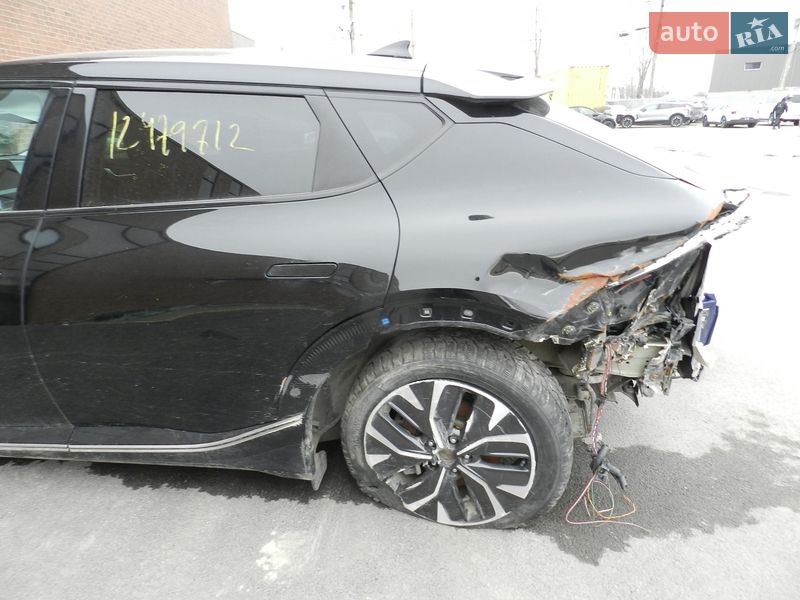 Внедорожник / Кроссовер Kia EV6 2024 в Ивано-Франковске