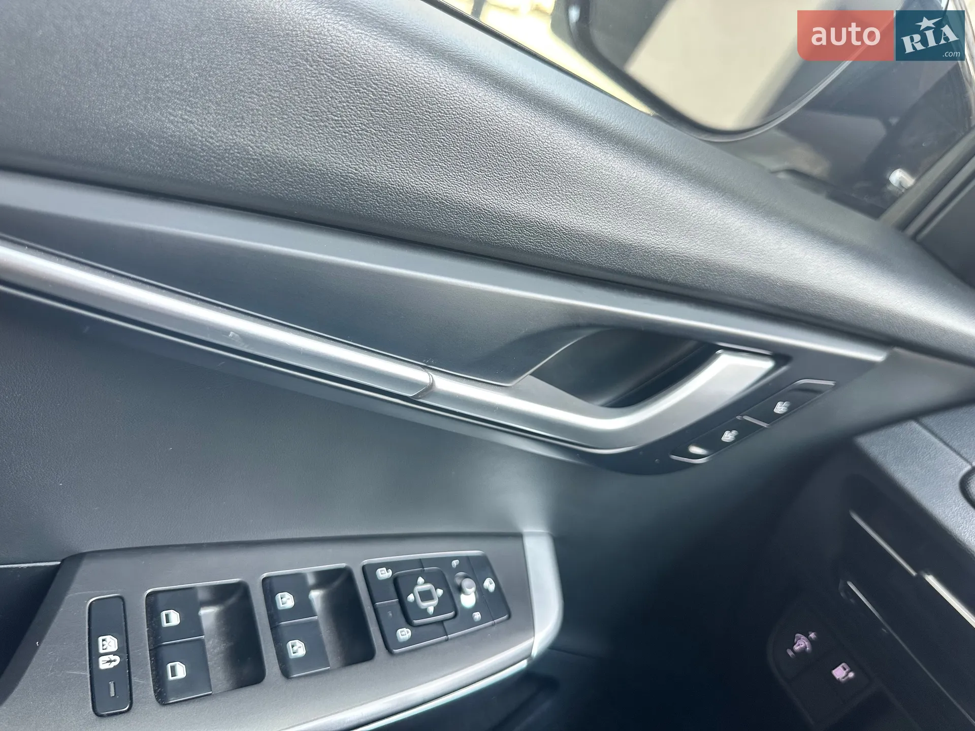 2022 Kia EV6 - мініатюра 27