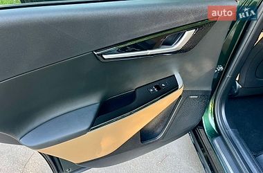 Внедорожник / Кроссовер Kia EV6 2023 в Ровно