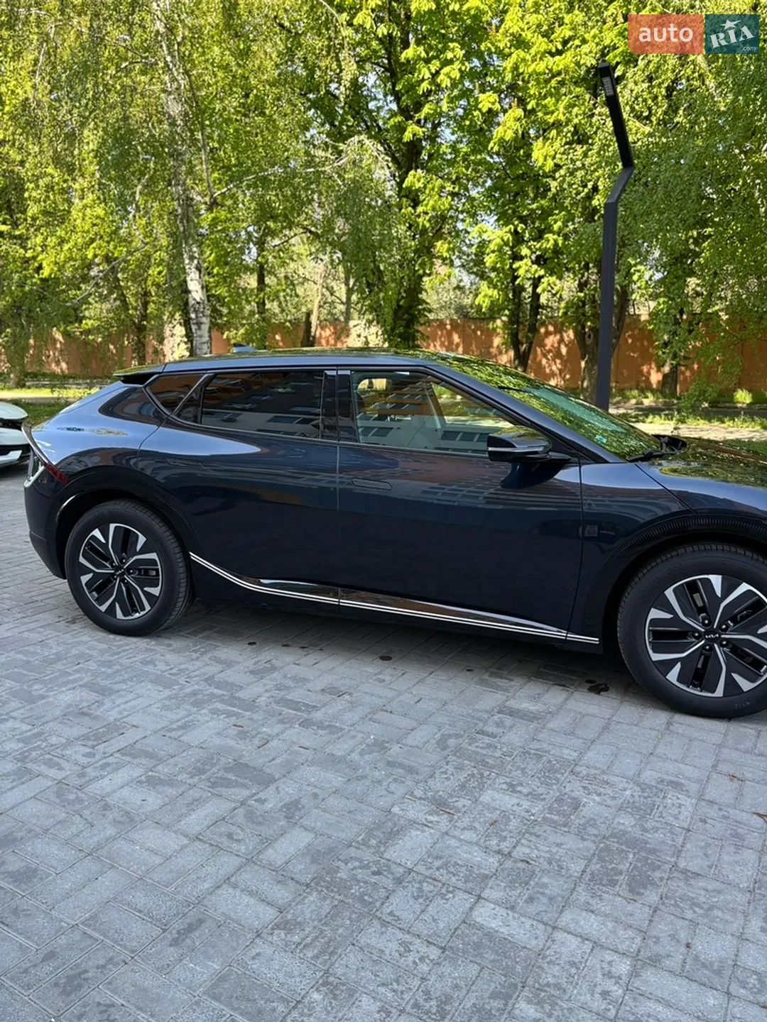 2022 Kia EV6 - мініатюра 7