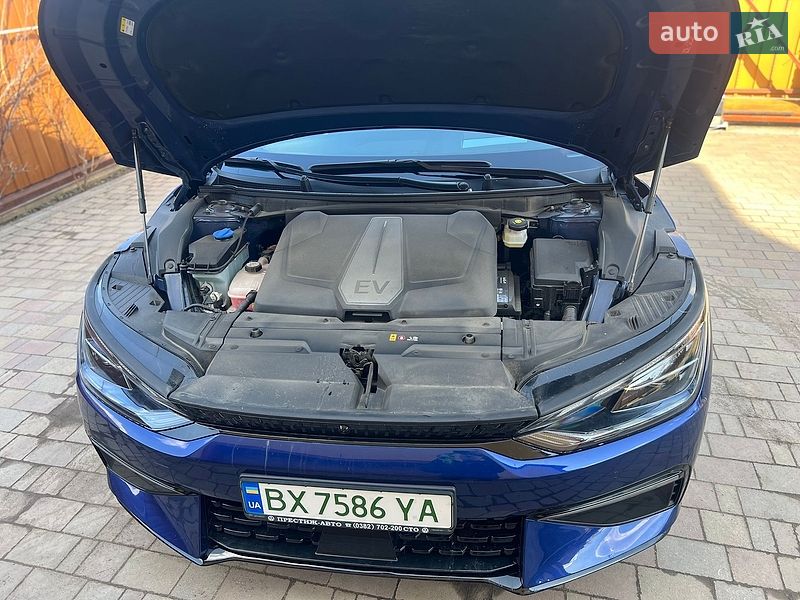 Внедорожник / Кроссовер Kia EV6 2022 в Хмельницком
