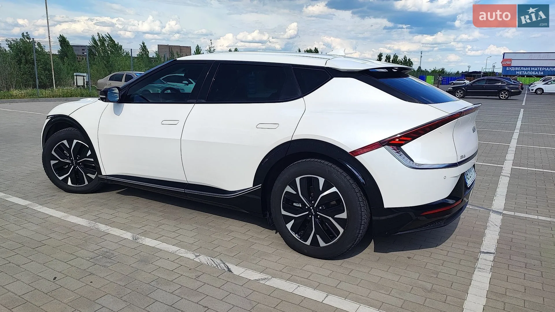 2022 Kia EV6 - мініатюра 9
