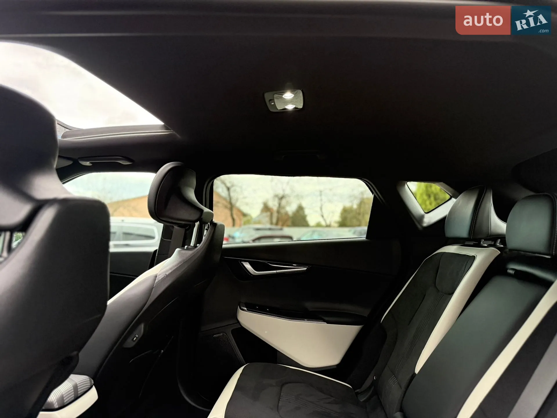 2023 Kia EV6 - мініатюра 101
