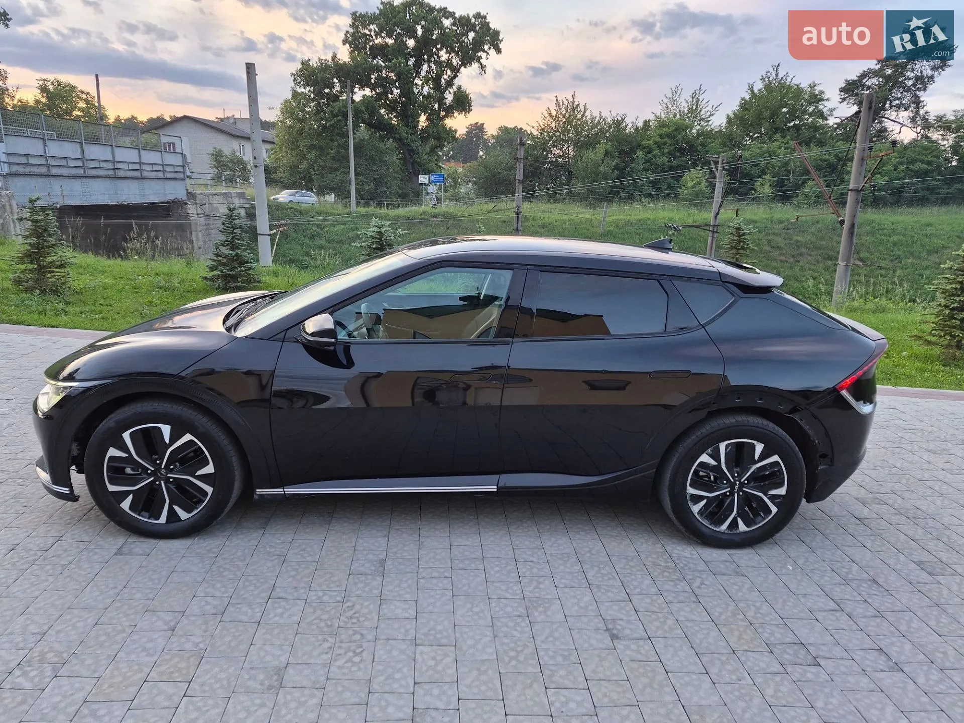2022 Kia EV6 - мініатюра 8