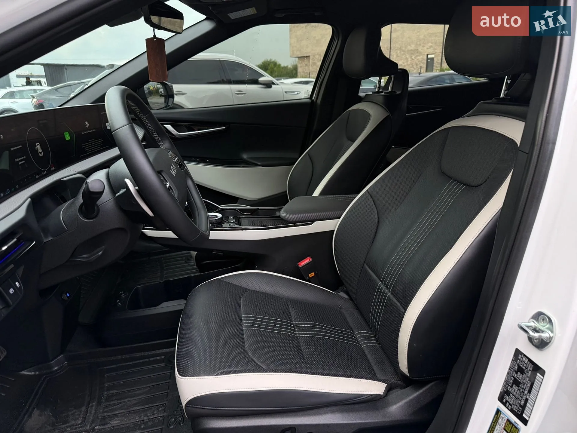 2022 Kia EV6 - мініатюра 17