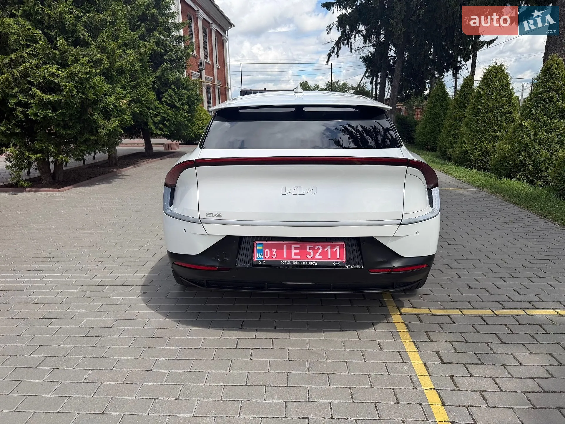 2022 Kia EV6 - мініатюра 9