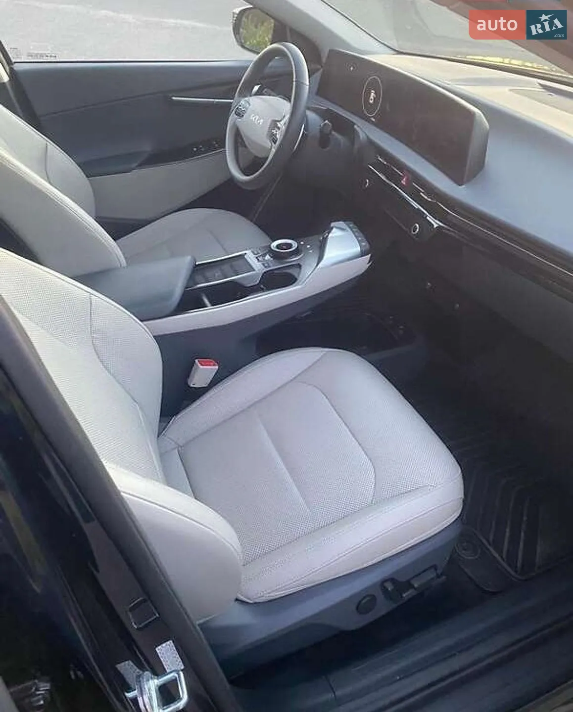 2022 Kia EV6 - мініатюра 11