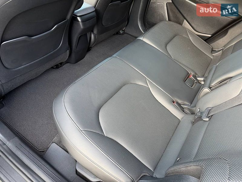 Позашляховик / Кросовер Kia EV6 2023 в Дніпрі фото 37 Позашляховик / Кросовер Kia EV6 2023 в Дніпрі