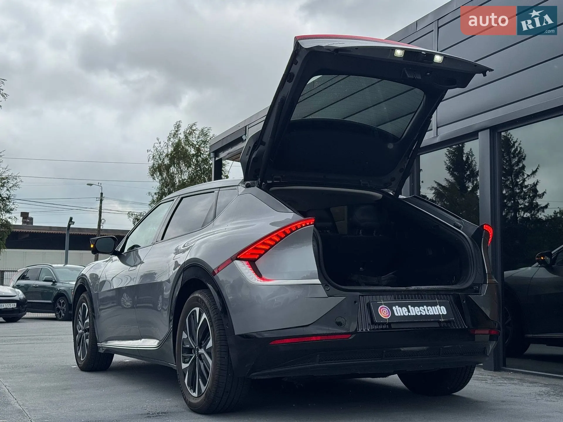 2022 Kia EV6 - мініатюра 17