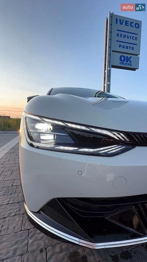 2023 Kia EV6 - мініатюра 28