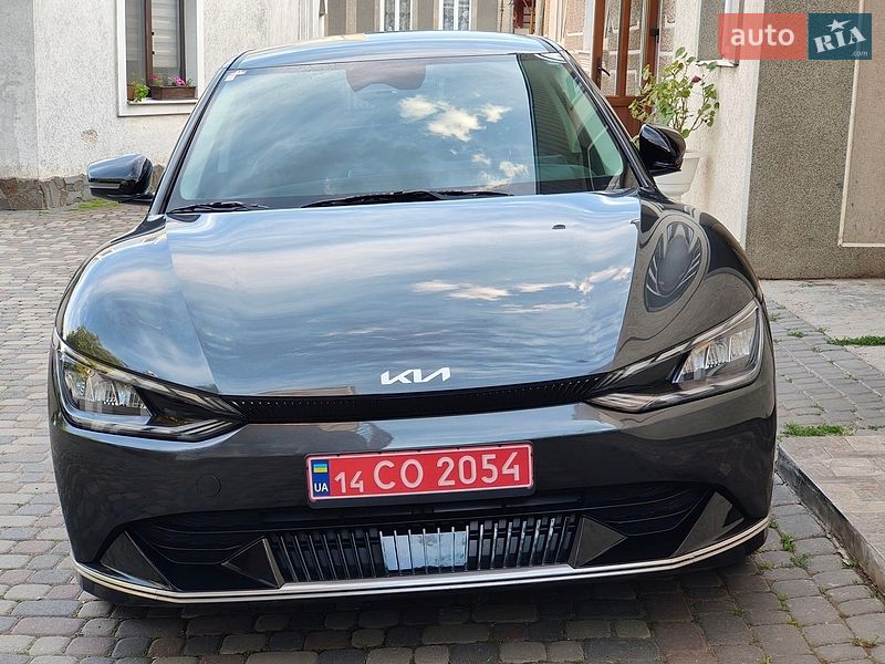 Позашляховик / Кросовер Kia EV6 2024 в Чернівцях фото Позашляховик / Кросовер Kia EV6 2024 в Чернівцях