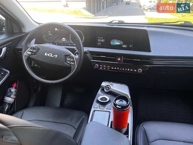 Позашляховик / Кросовер Kia EV6 2023 в Новояворівську