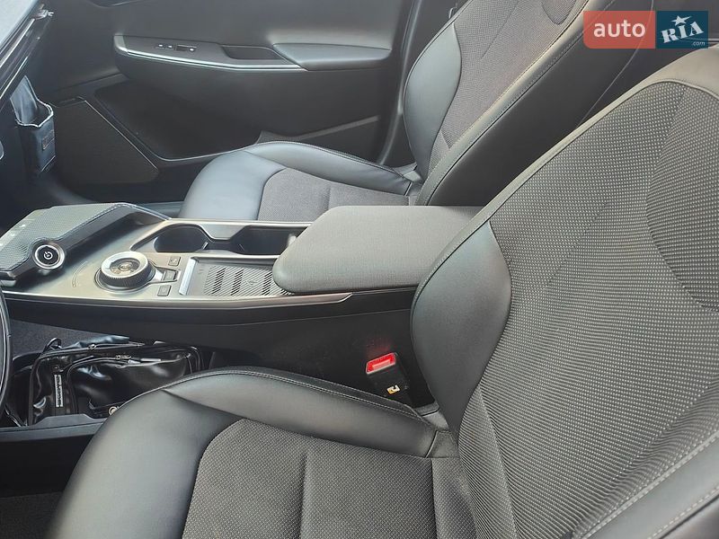 Позашляховик / Кросовер Kia EV6 2024 в Чернівцях фото 8 Позашляховик / Кросовер Kia EV6 2024 в Чернівцях