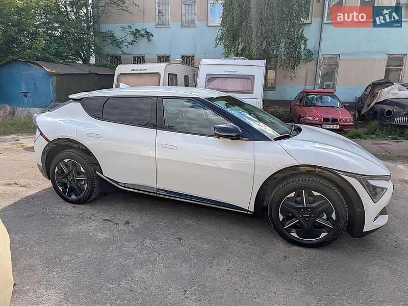 Позашляховик / Кросовер Kia EV6 2025 в Рівному фото 6 Позашляховик / Кросовер Kia EV6 2025 в Рівному