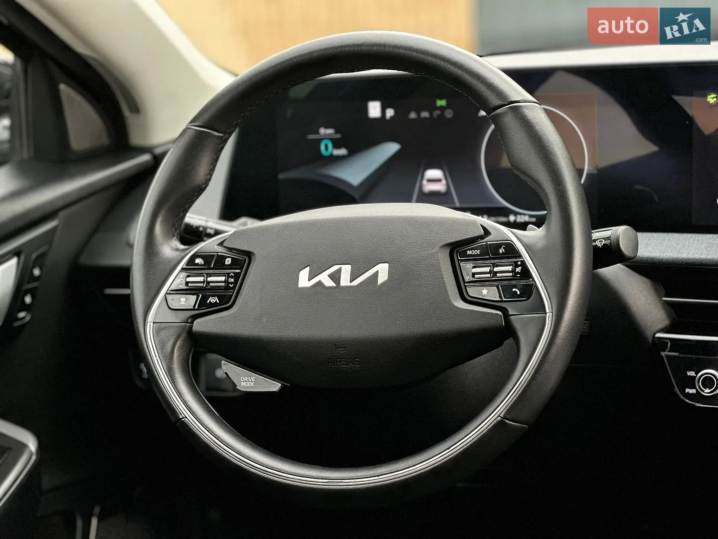 2023 Kia EV6 - мініатюра 18