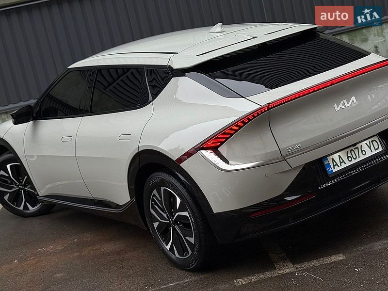 Внедорожник / Кроссовер Kia EV6 2022 в Киеве