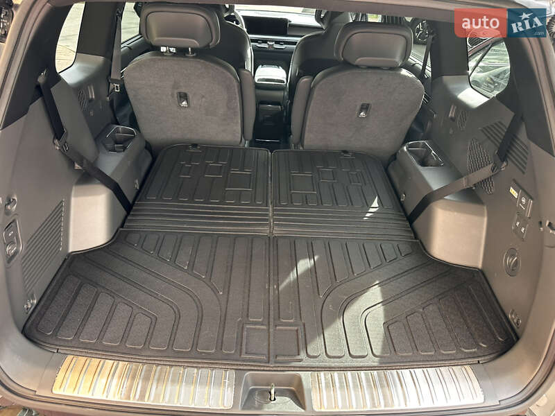 Позашляховик / Кросовер Kia EV9 2023 в Києві фото 18 Позашляховик / Кросовер Kia EV9 2023 в Києві