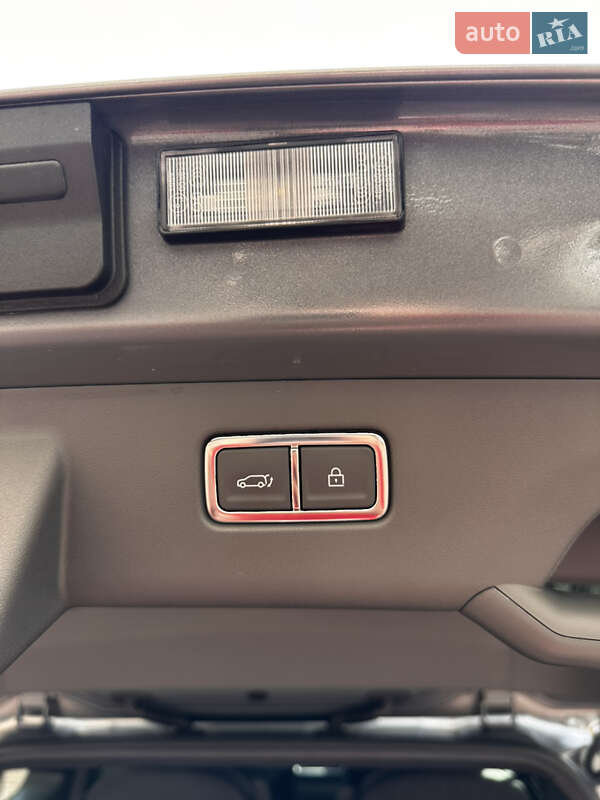 Позашляховик / Кросовер Kia EV9 2023 в Києві фото 26 Позашляховик / Кросовер Kia EV9 2023 в Києві