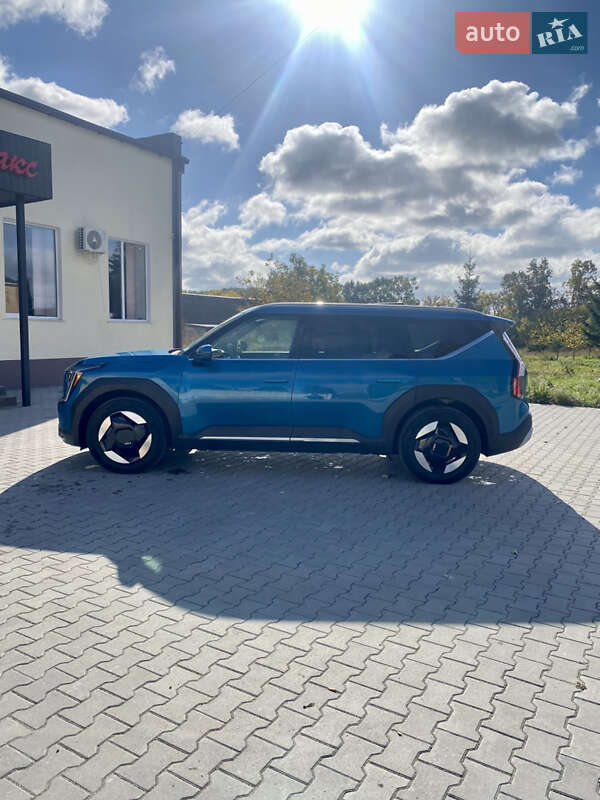 Внедорожник / Кроссовер Kia EV9 2023 в Хмельницком
