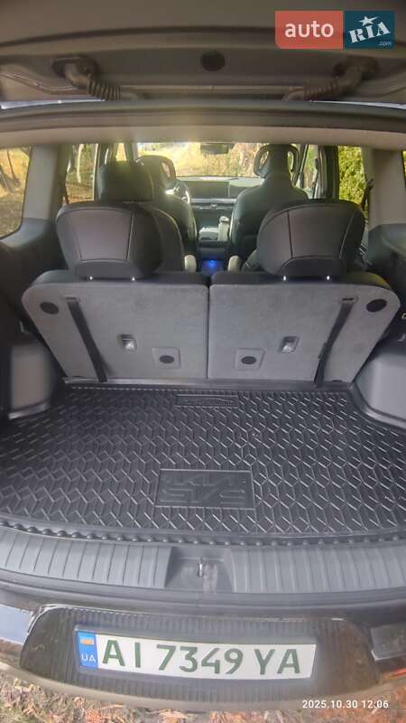 Внедорожник / Кроссовер Kia EV9 2023 в Украинке фото 19 Внедорожник / Кроссовер Kia EV9 2023 в Украинке