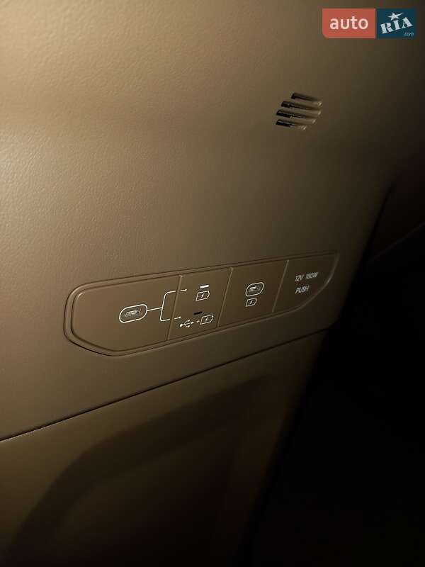 Позашляховик / Кросовер Kia EV9 2023 в Полтаві фото 3 Позашляховик / Кросовер Kia EV9 2023 в Полтаві