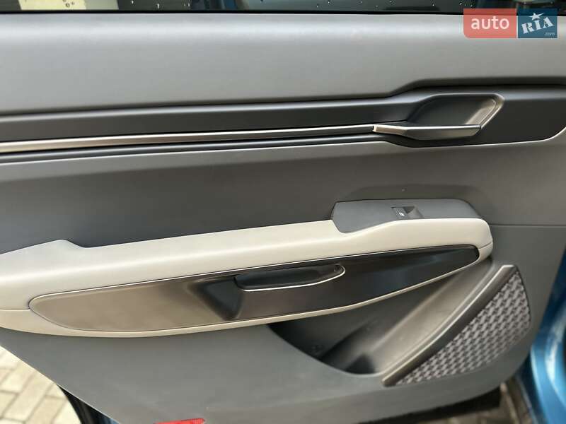 Внедорожник / Кроссовер Kia EV9 2023 в Хмельницком