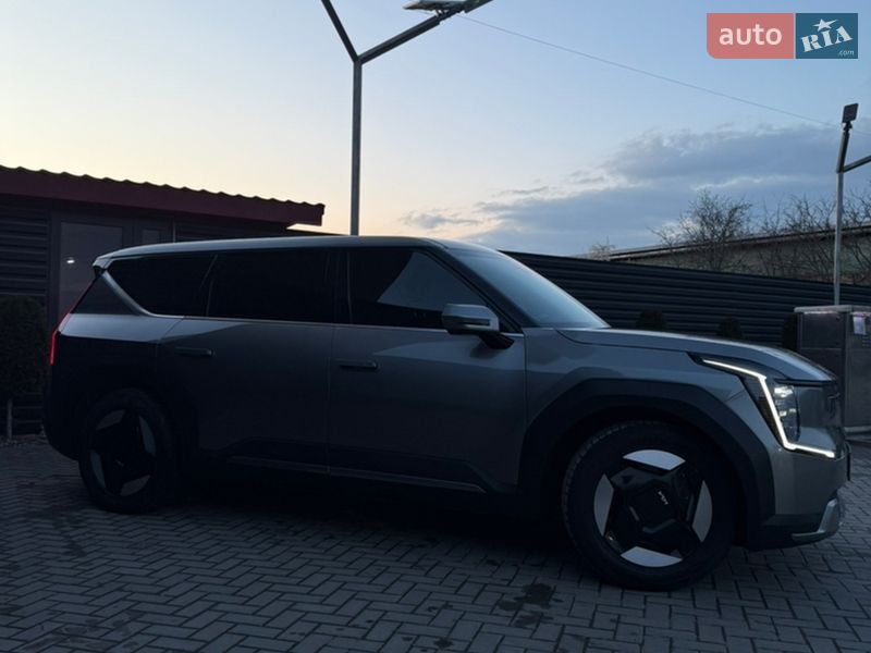 Позашляховик / Кросовер Kia EV9 2023 в Івано-Франківську