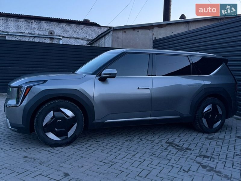 Позашляховик / Кросовер Kia EV9 2023 в Івано-Франківську