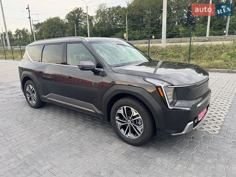 Позашляховик / Кросовер Kia EV9 2024 в Рівному
