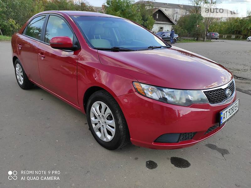 Седан Kia Forte 2012 в Калуше