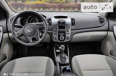 Седан Kia Forte 2012 в Калуше