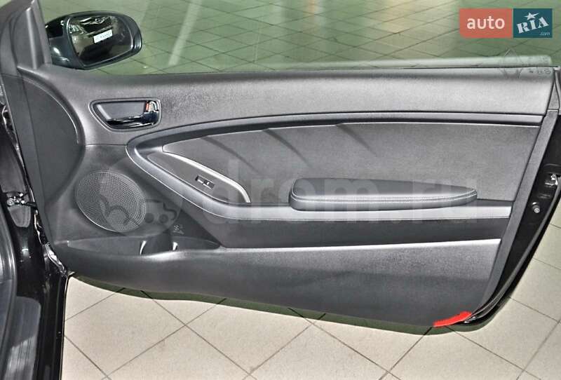 Седан Kia Forte 2016 в Николаеве