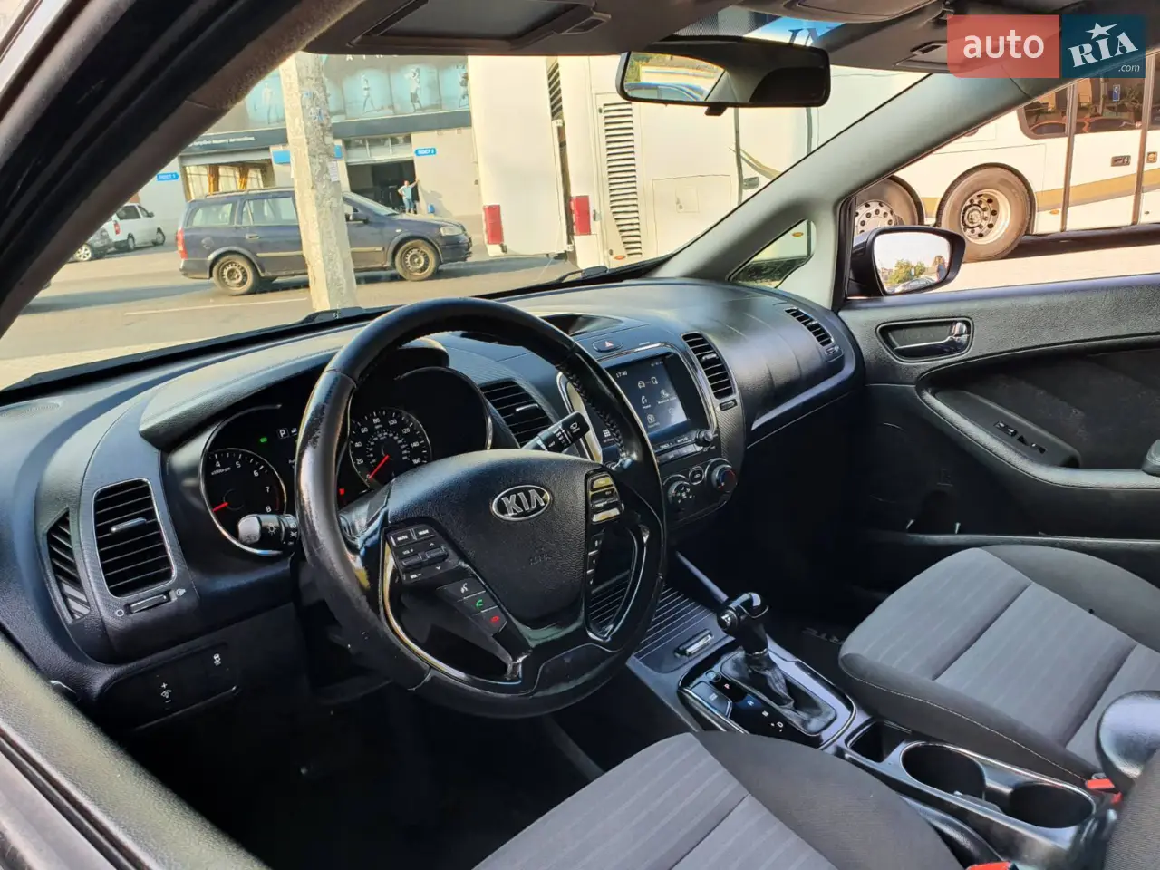2016 Kia Forte - мініатюра 9